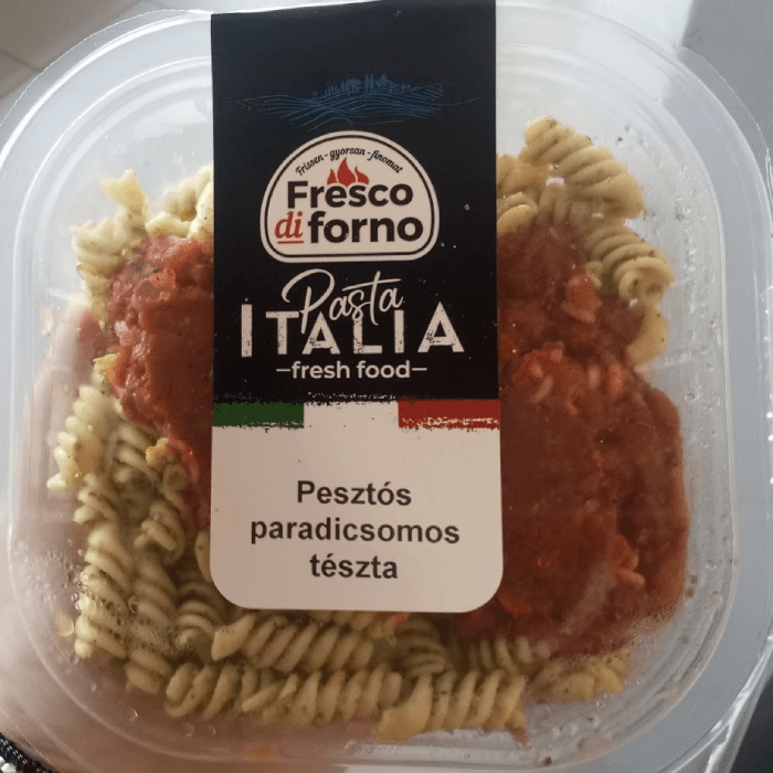 Pesztos paradicsomos tészta